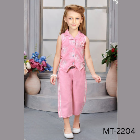 (MT-2204) Girls Capri and Top 16/26