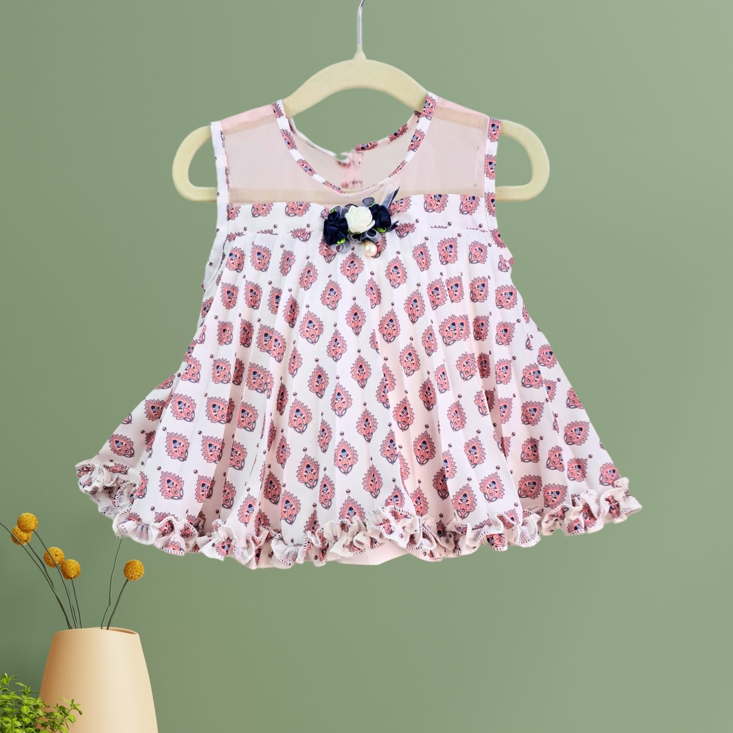 (RC-7763) Sleeveless Pleated and Frill Border Top with Matching Capri Jeans